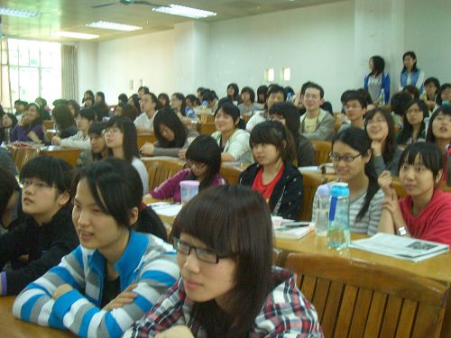 http://www1.gdufs.edu.cn/beschool/seib2006/upload_file/kinder_20100318223029.jpg